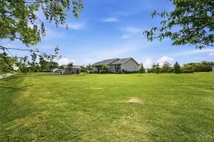 212 School Rd, Green Township, OH 45177 - Photo 5