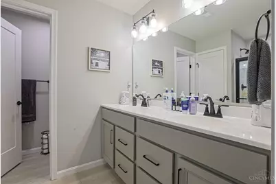 691 Tradition Ridge, Union Township, OH 45245 - Photo 23