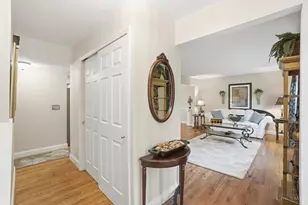 819 Quailwoods Dr, Loveland, OH 45140 - Photo 5