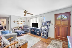 9315 Greenhedge Ln, Symmes Township, OH 45140 - Photo 3