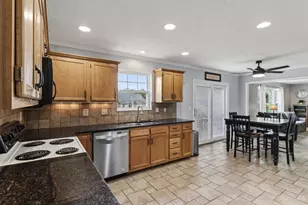 6343 Carriageview Ln, Green Township, OH 45248 - Photo 19