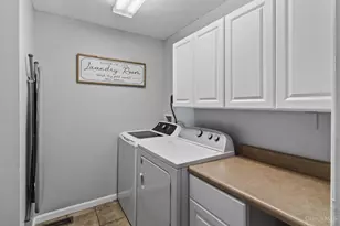 6343 Carriageview Ln, Green Township, OH 45248 - Photo 21