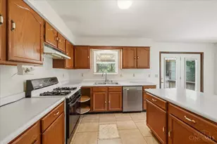 4770 Dent Rd, Green Township, OH 45248 - Photo 9