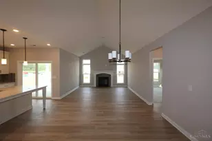 195 Tilly Ct, Springboro, OH 45066 - Photo 7
