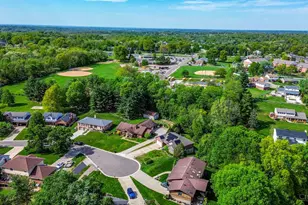 6423 Visitation Dr, Green Township, OH 45248 - Photo 53