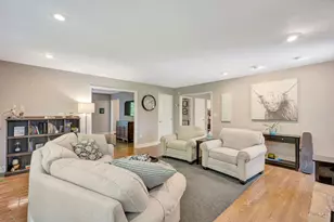 6423 Visitation Dr, Green Township, OH 45248 - Photo 11