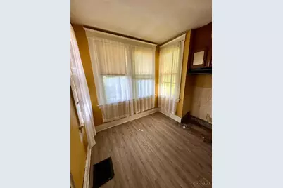 3601 Puhlman Avenue, Cincinnati, OH 45211 - Photo 3