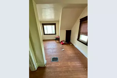 3601 Puhlman Avenue, Cincinnati, OH 45211 - Photo 9