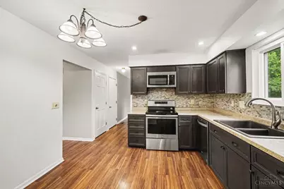 7594 Cinnamon Woods Drive, West Chester, OH 45069 - Photo 5