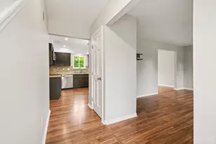 7594 Cinnamon Woods Dr, West Chester, OH 45069 - Photo 3
