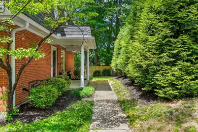 1207 Isis Avenue #B, Cincinnati, OH 45208 - Photo 3