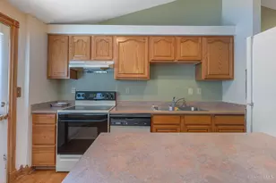 8294 Creek Woods Pl, Deerfield Township, OH 45039 - Photo 7