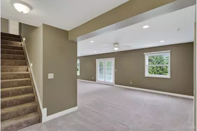 5694 Bridgetown Road #15, Green Township, OH 45248 - Photo 37