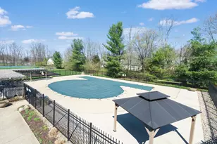 7633 Sandstone Trail, Hamilton Township, OH 45039 - Photo 33