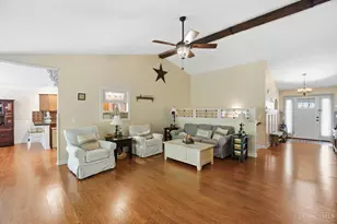 1503 Meadow Ridge Cir, Wilmington, OH 45177 - Photo 15
