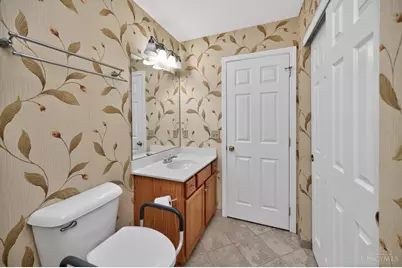 4977 Kleeman Green Drive, Green Township, OH 45211 - Photo 33
