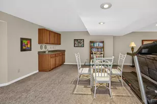 4977 Kleeman Green Dr, Green Township, OH 45211 - Photo 39
