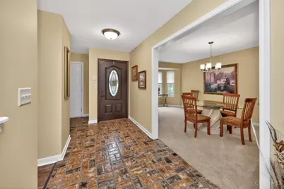 4977 Kleeman Green Drive, Green Township, OH 45211 - Photo 5
