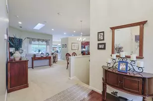 5252 Venetian Way, Hamilton Township, OH 45152 - Photo 5