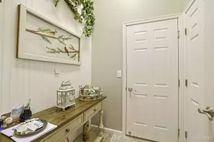 5252 Venetian Way, Hamilton Township, OH 45152 - Photo 19