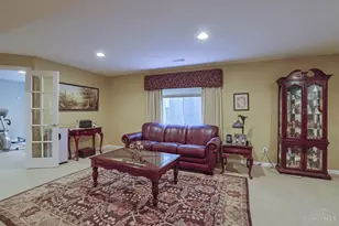 5252 Venetian Way, Hamilton Township, OH 45152 - Photo 33