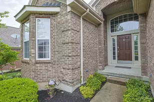 5252 Venetian Way, Hamilton Township, OH 45152 - Photo 3