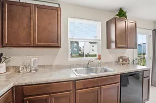 5908 Cresting Dr, Middletown, OH 45042 - Photo 13