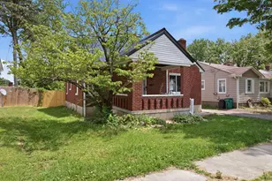 204 Grandin Dr, Pleasant Township, OH 45121 - Photo 3