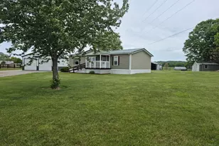 4299 White Oak Rd, Peebles, OH 45660 - Photo 1