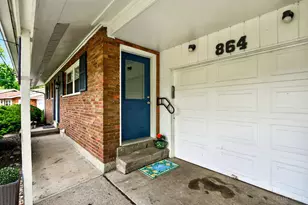 864 Fairborn Rd, Forest Park, OH 45240 - Photo 5