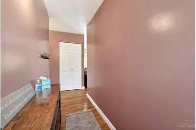 864 Fairborn Road, Forest Park, OH 45240 - Photo 7