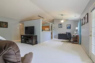 8773 Carrousel Park Cir, Colerain Township, OH 45251 - Photo 7