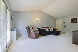 8773 Carrousel Park Cir, Colerain Township, OH 45251 - Photo 5