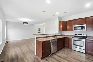 7025 Locker Ct, Cincinnati, OH 45224 - Photo 13