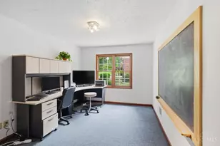 6046 Gaines Rd, Green Township, OH 45247 - Photo 29