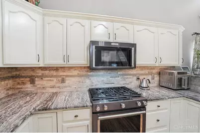 829 Hamlin Drive, Hamilton Township, OH 45039 - Photo 13