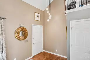 829 Hamlin Dr, Hamilton Township, OH 45039 - Photo 5