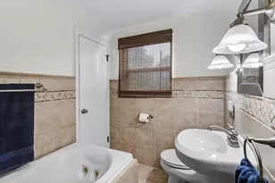 3846 Drakewood Dr, Cincinnati, OH 45209 - Photo 27