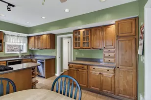 3846 Drakewood Dr, Cincinnati, OH 45209 - Photo 13