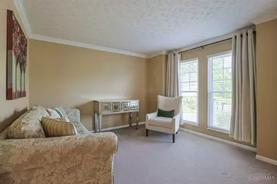 10152 Timberview Court, Cincinnati, OH 45215 - Photo 5