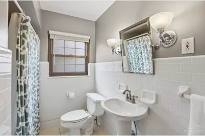 3866 Drakewood Drive, Cincinnati, OH 45209 - Photo 13