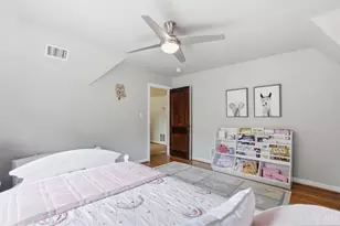 3866 Drakewood Dr, Cincinnati, OH 45209 - Photo 19