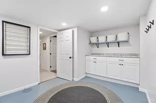 3866 Drakewood Dr, Cincinnati, OH 45209 - Photo 31