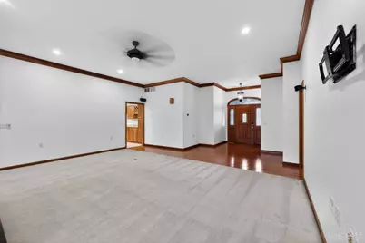 124 Stoney Brook Drive, Eaton, OH 45320 - Photo 7