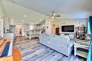 1251 Traction Ln, Union Township, OH 45103 - Photo 11