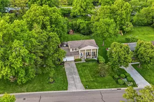 4576 Runningfawn Dr, Green Township, OH 45247 - Photo 3