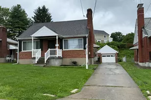 173 W Crest Dr, Reading, OH 45215 - Photo 1