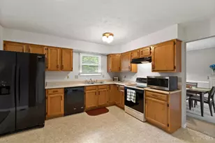 8446 Highridge Dr, West Chester, OH 45069 - Photo 9
