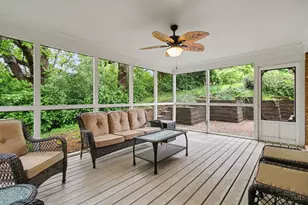 3080 Country Woods Ln, Green Township, OH 45248 - Photo 11