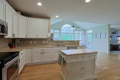 255 Delaware Drive, Hamilton Township, OH 45039 - Photo 19
